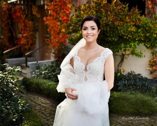 Makijaż: Kasia Skoczylas, Fryzura: Martyna Żychowicz