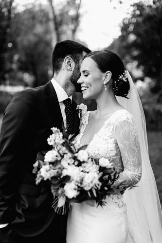 Makijaż: Kasia Skoczylas, Foto: Serdeczności Ania Kopeć, sukienka: Agnieszka Światły 