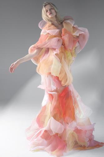 Makijaż: Kasia Skoczylas, Foto: Marta Zbieroń, Model: Bianka II ,-Rebel, Projektant: Aleksandra Jendryka